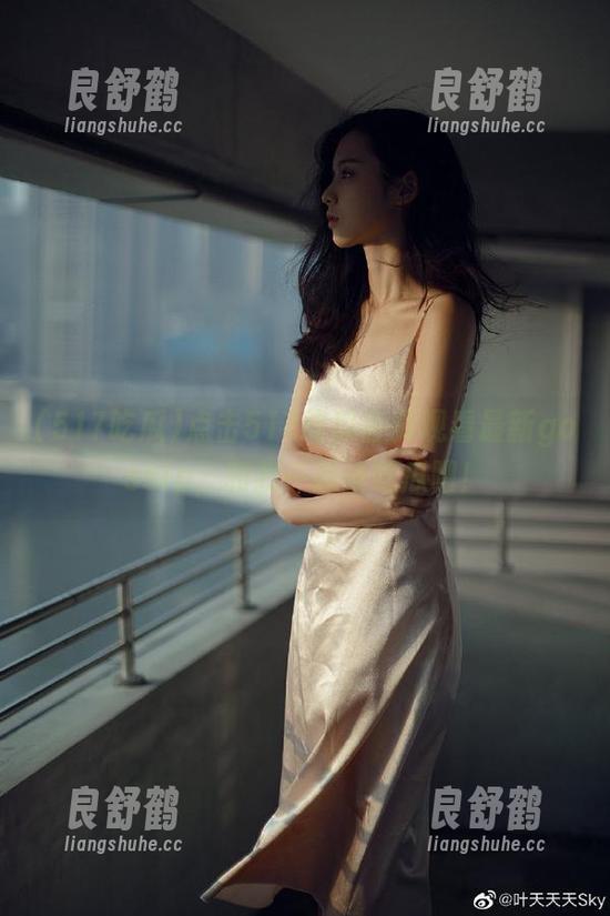 点击517吃瓜首页观看最新gossip，和我一起来吃瓜吧！