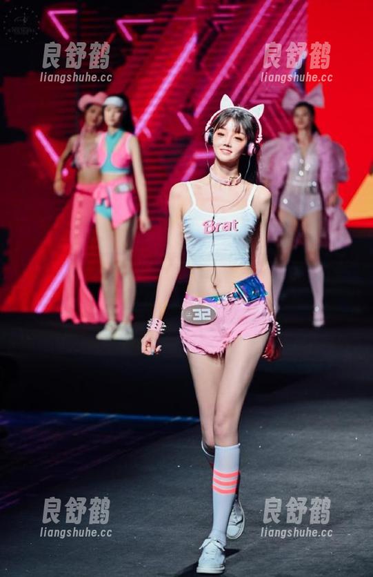 在线揭秘51cgfun吃瓜网，让我们一起吃瓜娱乐圈的八卦故事