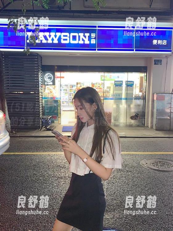 漫游51吃瓜网，动漫游戏风格的分享线路为你揭开吃瓜趣闻的神秘面纱！