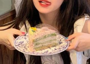91吃瓜中心网站，让你每天都能获取新鲜的吃瓜资讯！
