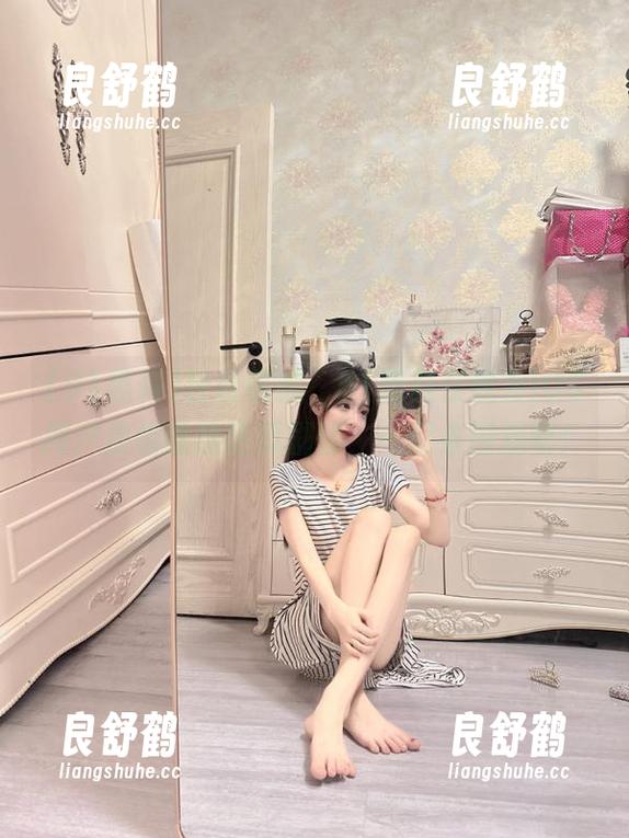 91黑料 轻松收藏,91黑料在线为iOS用户提供最热吃瓜剧情,一起来围观吧!