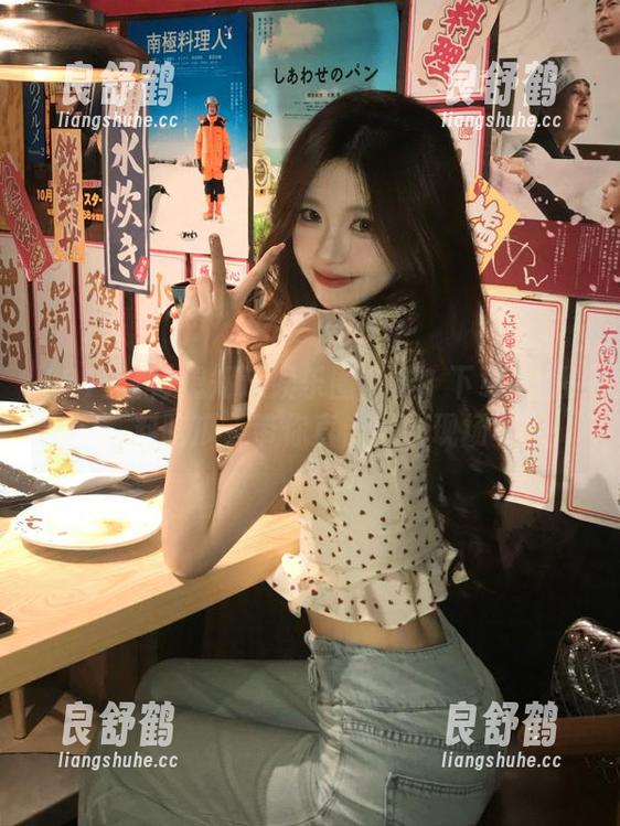 想知道娱乐圈内幕？下载91黑料吃瓜，带你直击黑料现场