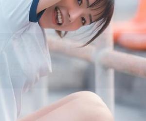 在线体验最新“92吃瓜”，最全的吃瓜信息汇聚，让你成为话题中心！