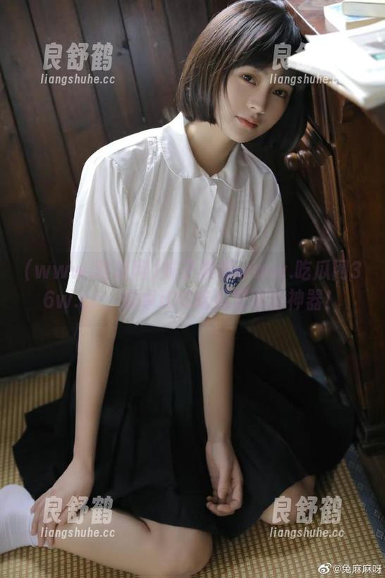 妹子推荐www.吃瓜网36w.cc，安卓iOS吃瓜党必备神器！