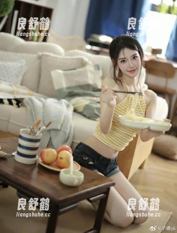 zztt.com吃瓜现场直击，精彩纷呈分享不停歇！