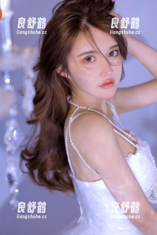 少女独家整理zztt333安卓链接，吃瓜新闻全都有