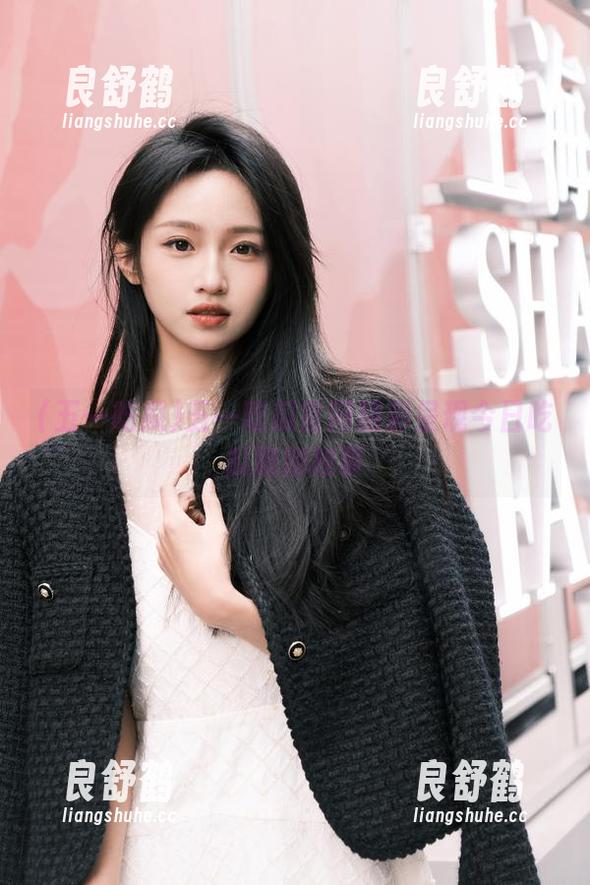 五一吃瓜官网精彩呈现今日吃瓜娜娜故事