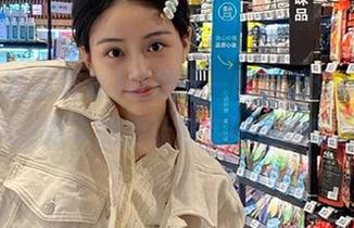 吐槽五一吃瓜群众app下载，ios版真的能让你实时追踪瓜讯吗？