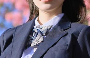 人人吃瓜网刚更新视频，瓜田里的坑太深了吧？
