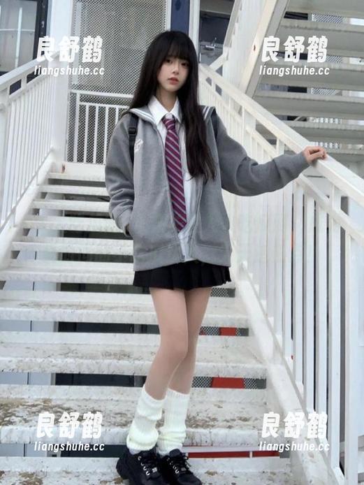 永久关注人人吃瓜网，成为最时尚的小吃瓜达人，天天追热点！