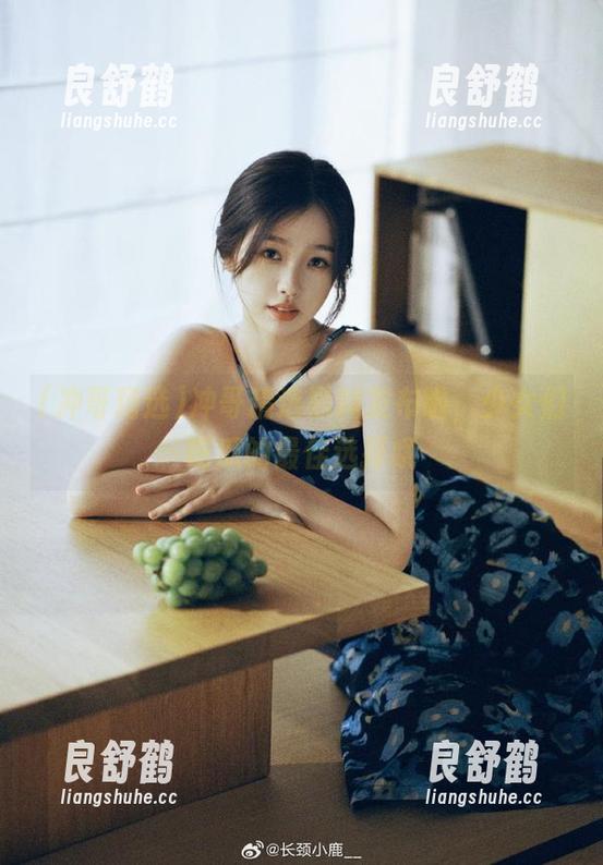 冲哥精选 冲哥精选黑料发布啦,少女们吃瓜的最佳选择哦