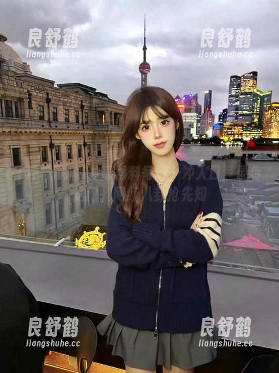 冲哥黑料每日一冲入口登录传送门，网红八卦抢先知