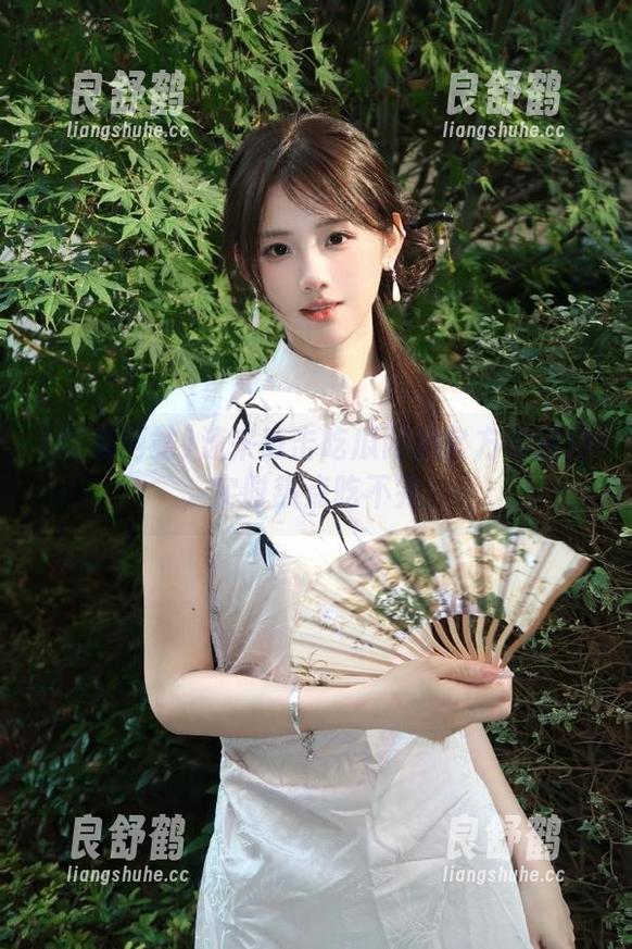速来点击吃瓜网站官方传送门，实时热点吃不完！
