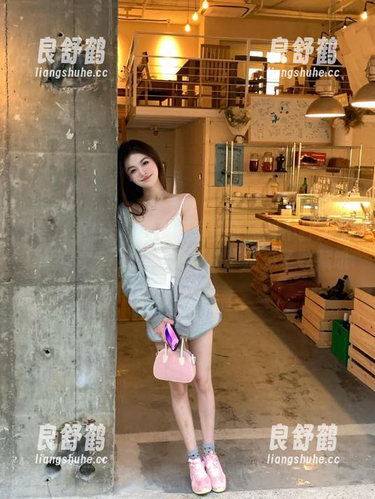 精选万里长征黑料不打烊在线高清，首页内容更新快，别忘了收藏哦