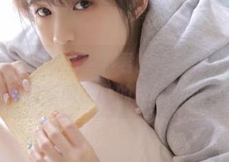 视频在黑料君热传，跟随我们查找新闻事件的真实地址