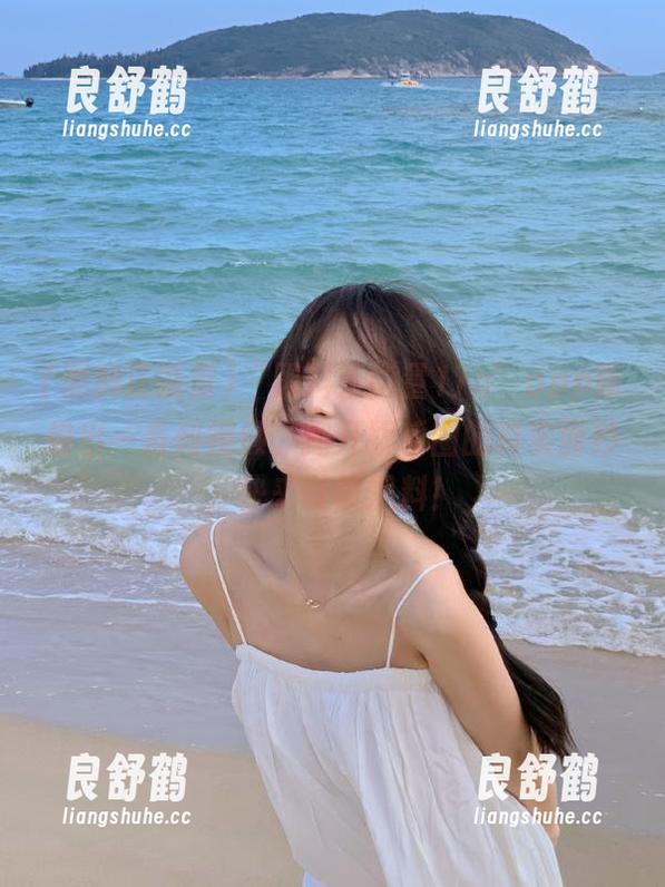 “黑料正能量17c”app新推出一系列视频，揭开娱乐圈的真实面纱，快来获取黑料！