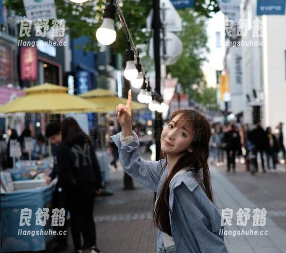 发现“黑料正能量官网”，畅游各类娱乐八卦线路全解析