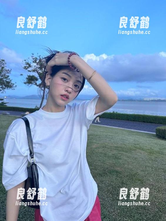 在线浏览黑料正能量hl网页，开启你的吃瓜之旅，笑不停哦！
