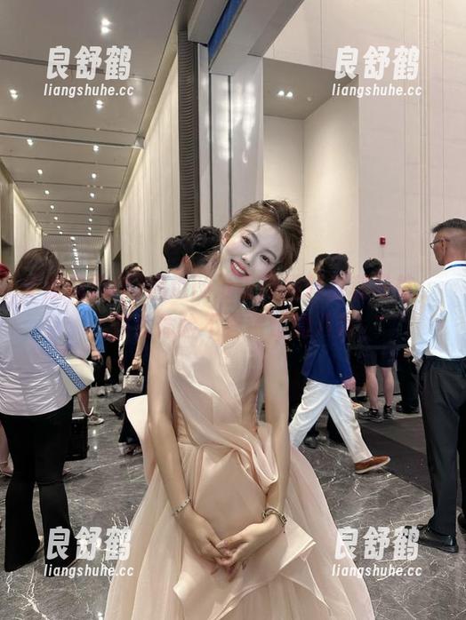 通过网址访问黑料福利导航，在线体验不容错过的八卦