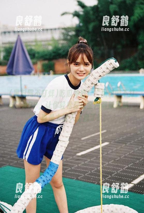 吃瓜神器！“黑料网不打烊”APP，让你轻松获取全网最新黑料，真是太让人上瘾了！